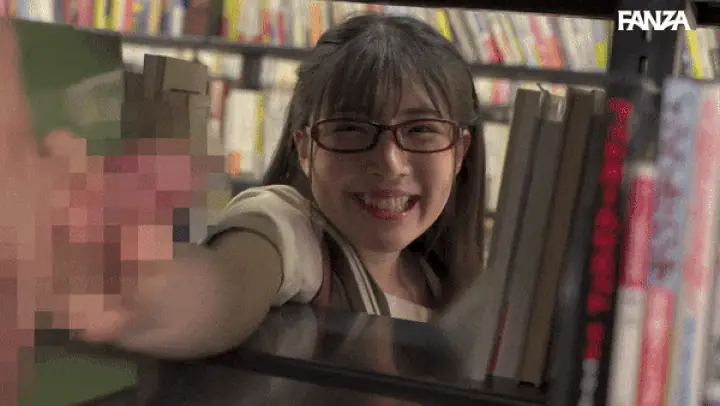 【皆月ひかる】図書館の美少女JKが本棚越しに手コキしてくる！
