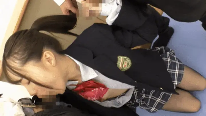 【松本いちか】黒パンストが似合う美少女JKがフェラ手コキしちゃう！