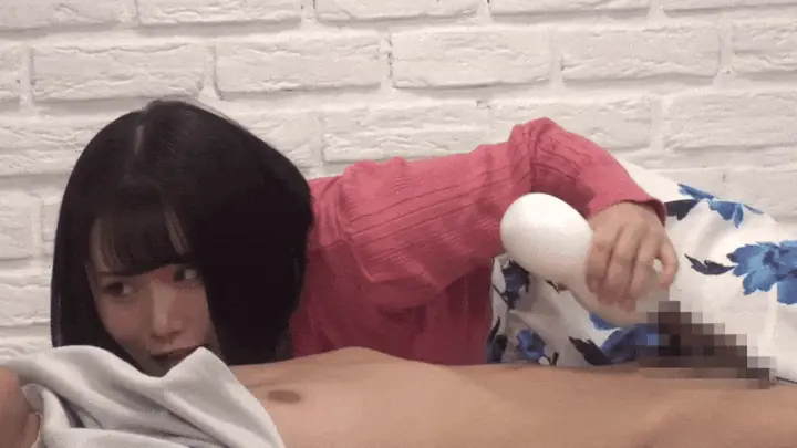 【如月りいさ】素人JDが男友達に乳首舐めオナホ手コキしちゃう！