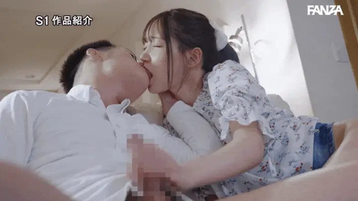 【三田真鈴】内気な彼女の妹にベロチュー手コキさせるのがエロい！